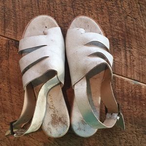 Holland Distressed Flatform Cream Sandals